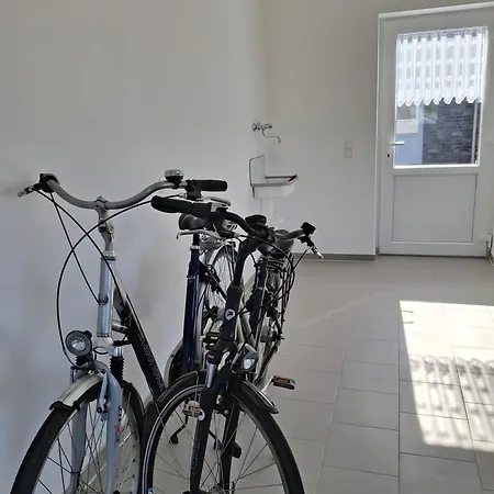 Kleine Schwalbe Apartman